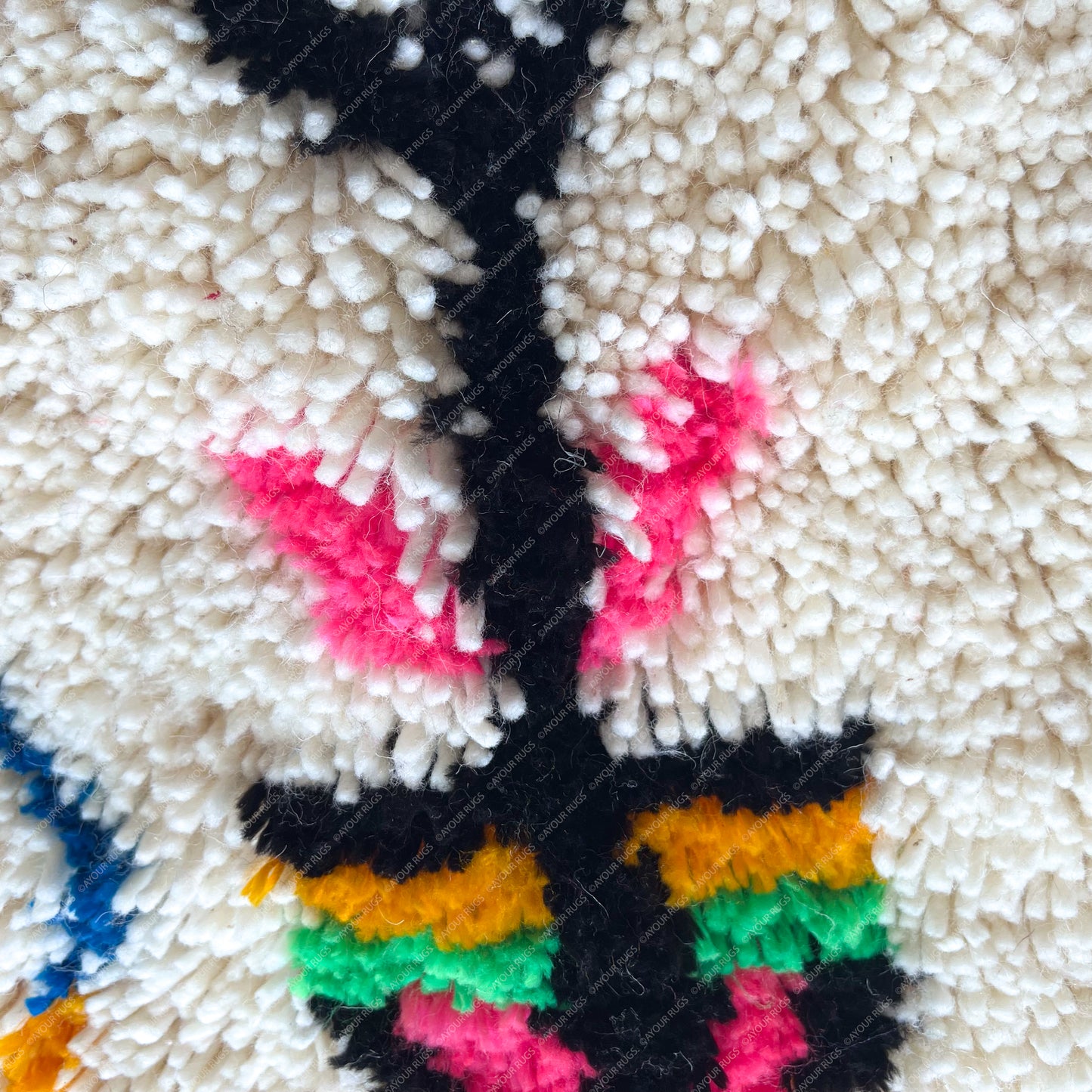 Almas – Azilal Moroccan Rug