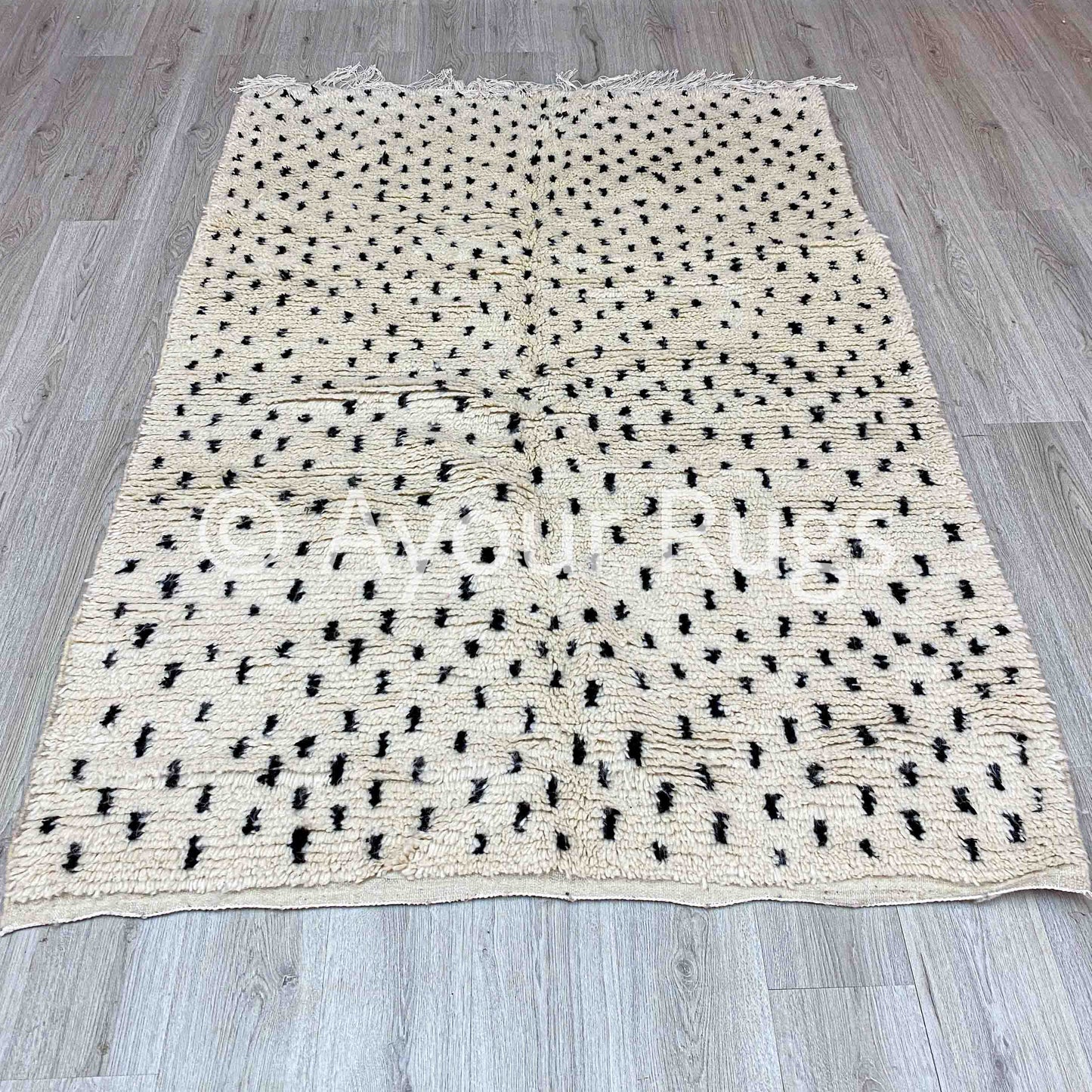 Lina – Dots Black Moroccan Rug