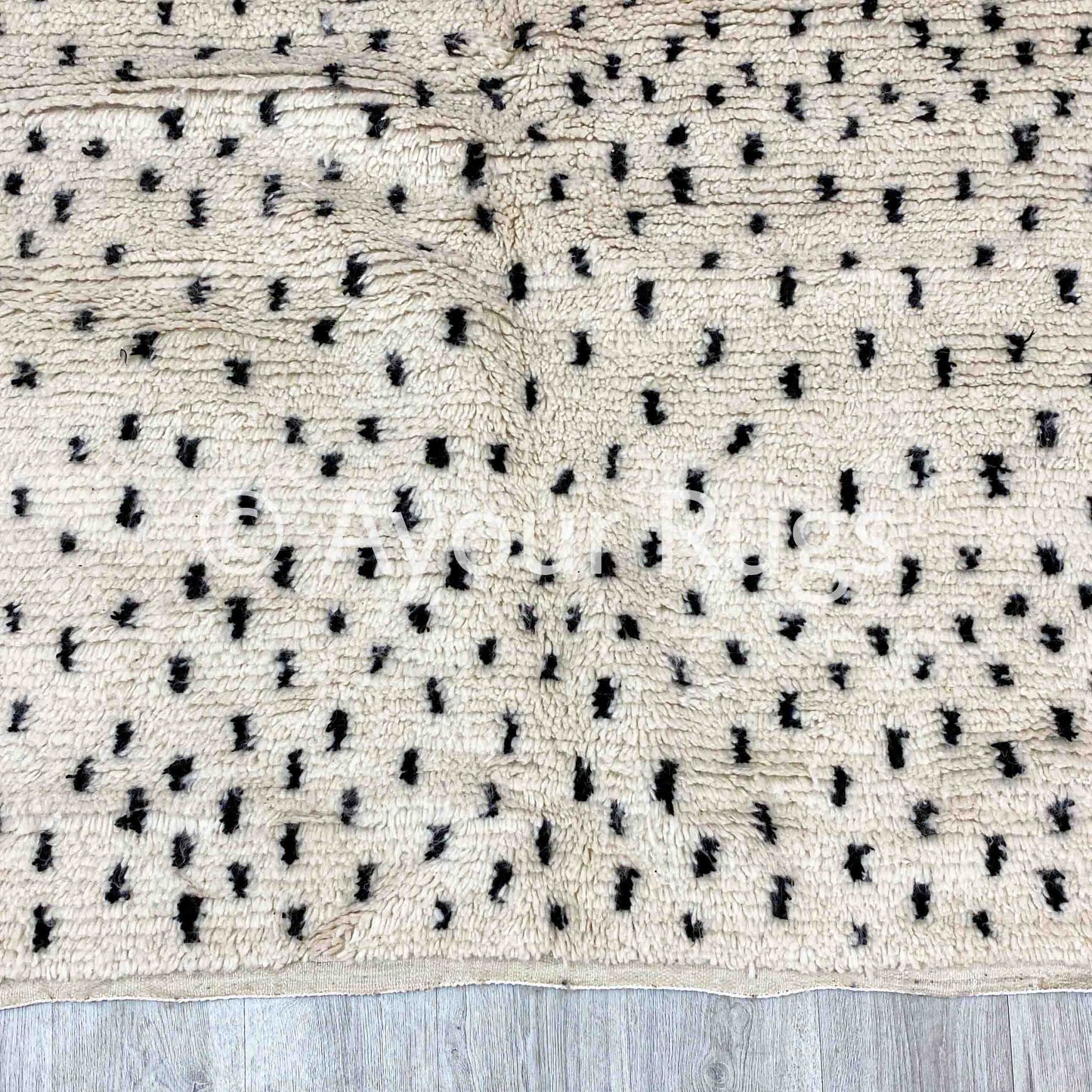 Lina – Dots Black Moroccan Rug