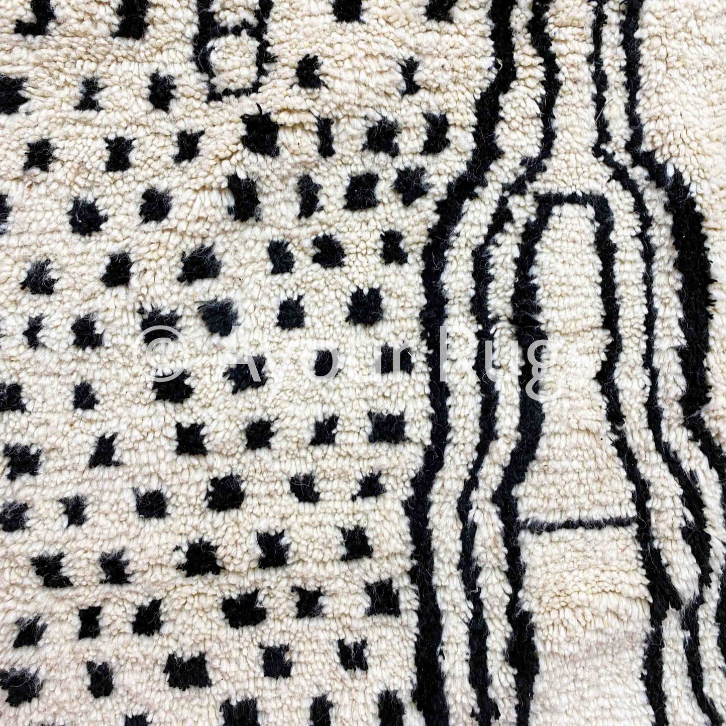 Rihana – Moroccan Rug