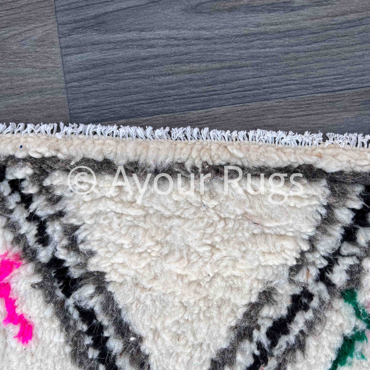 Almas – Moroccan Rug