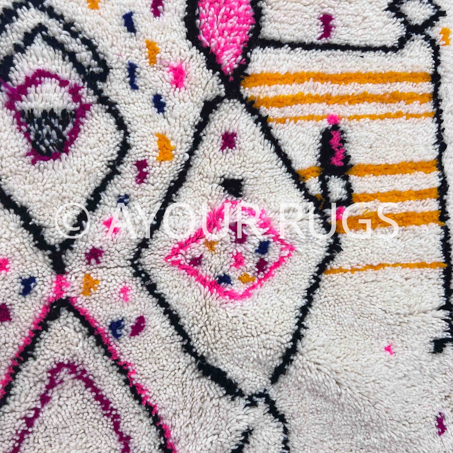 Authentic Azilal Moroccan Rug - Handmade Berber Wool - 4.3x6.4 ft / 130x196 cm