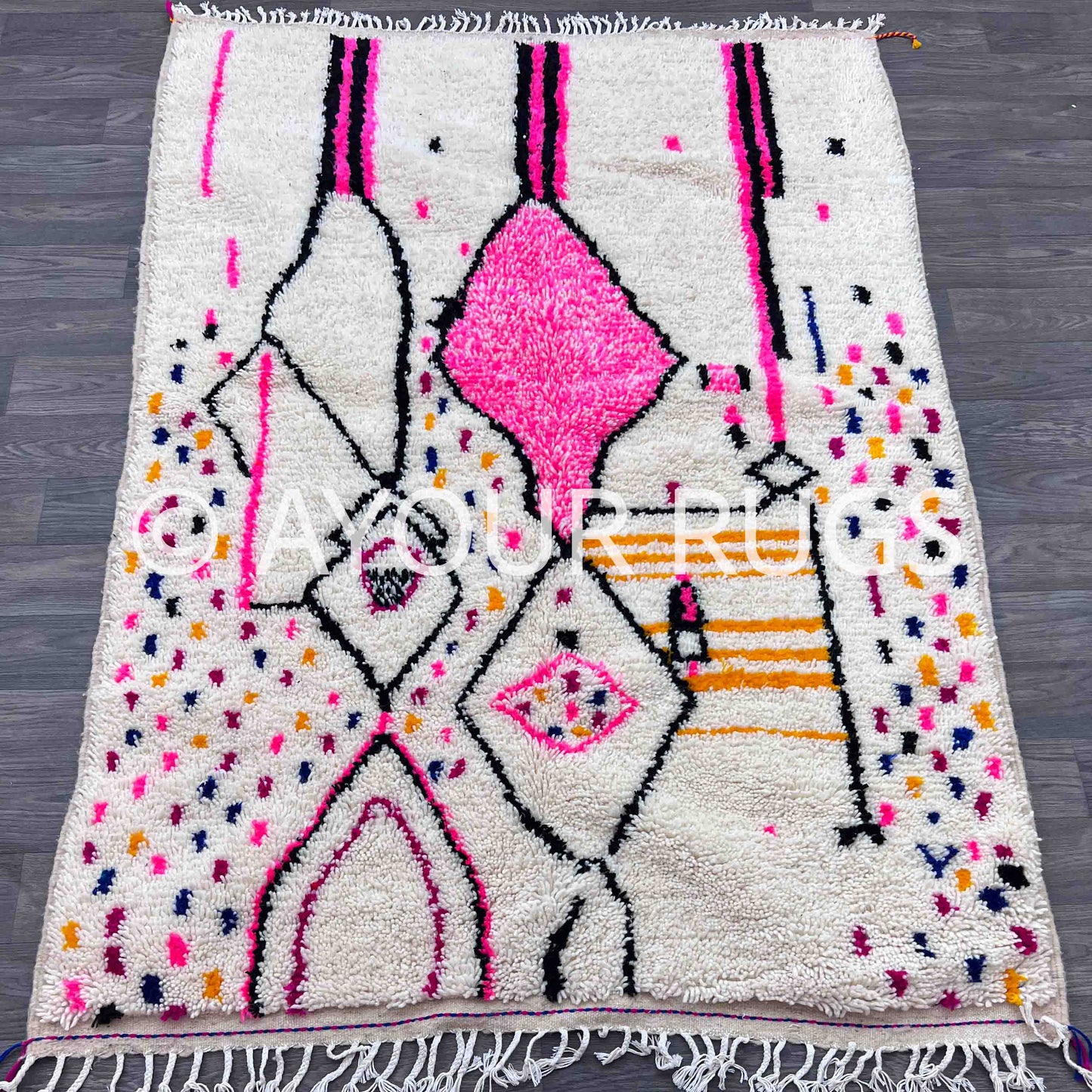 Authentic Azilal Moroccan Rug - Handmade Berber Wool - 4.3x6.4 ft / 130x196 cm