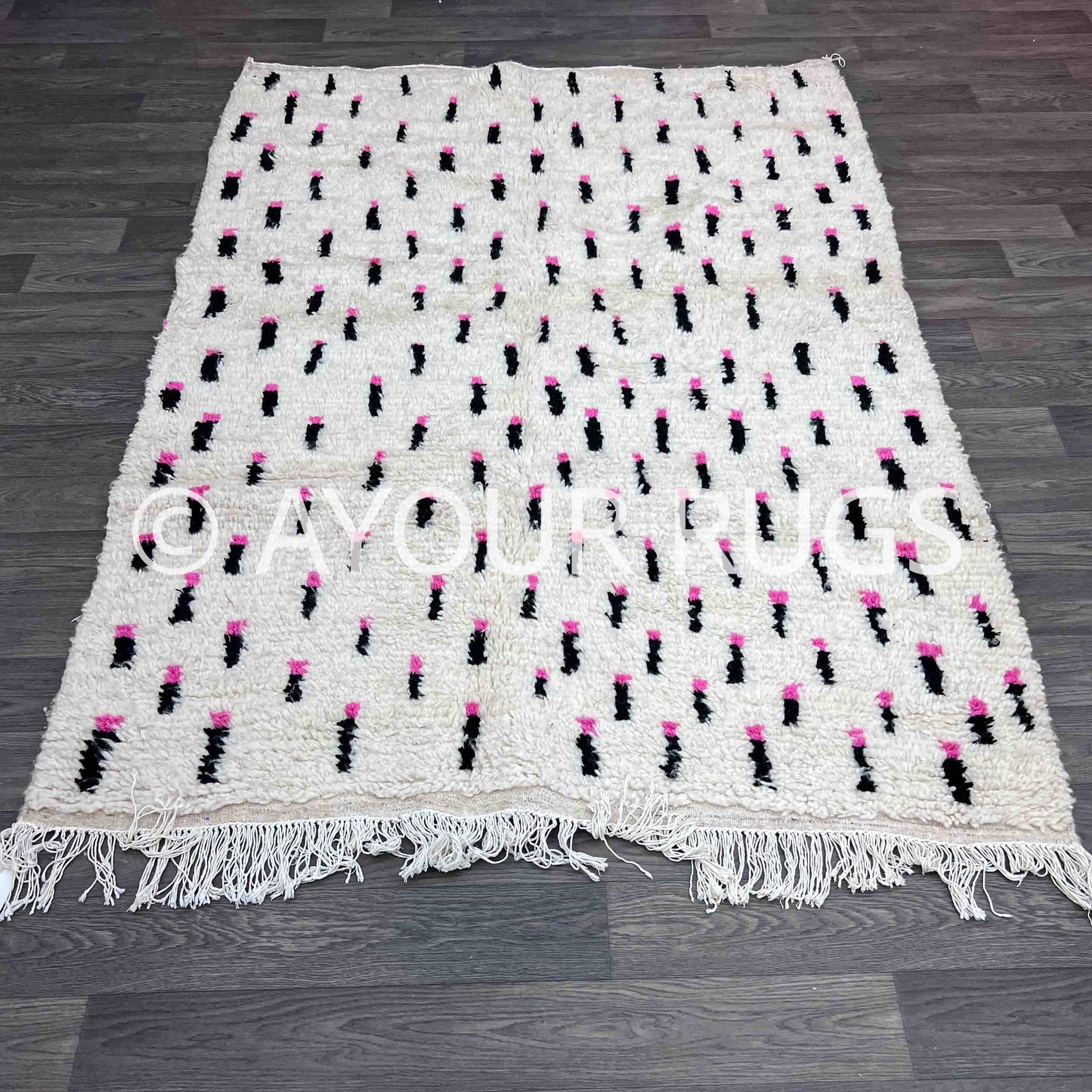 Authentic Azilal Moroccan Rug - Handmade Berber Wool - 5x6.6 ft / 150x200 cm