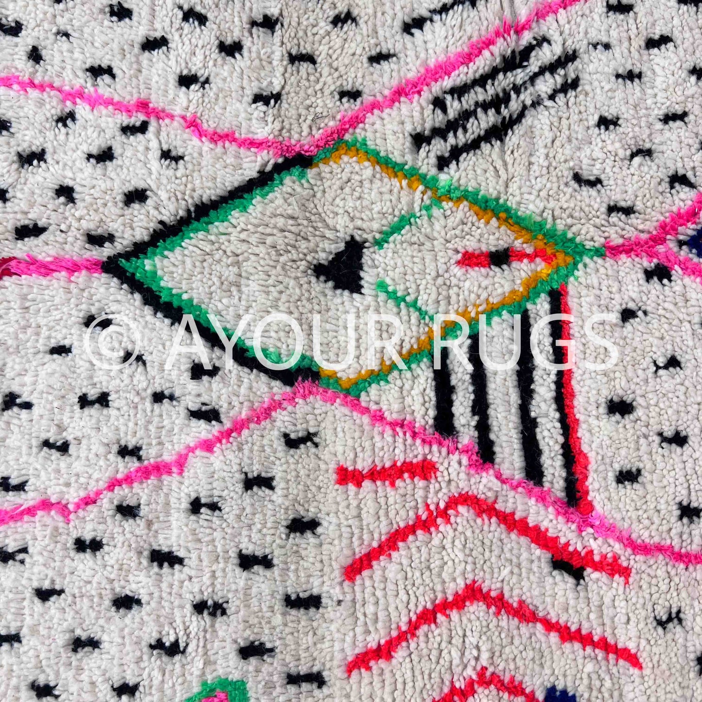 Authentic Azilal Moroccan Rug - Handmade Berber Wool - 5x8.4 ft / 151x256 cm