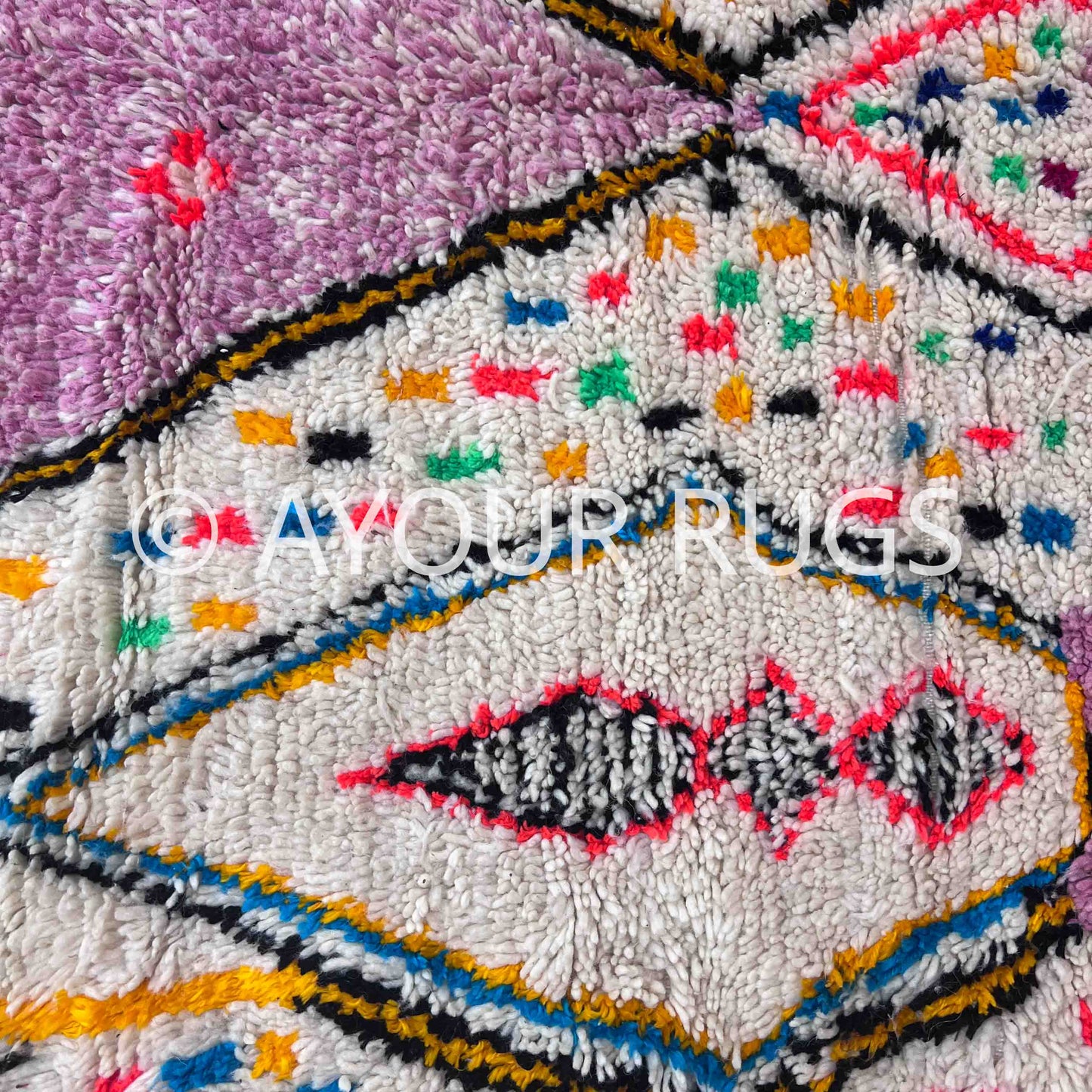 Azilal Moroccan Rug - 5.8x6.6 ft / 178x200 cm