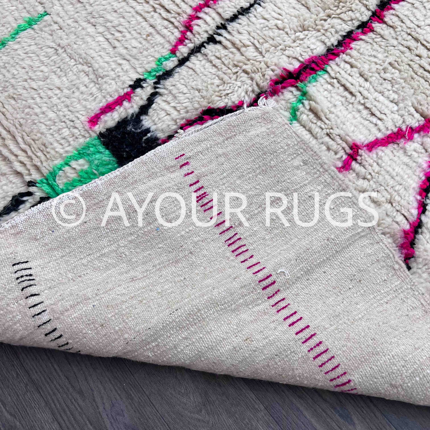 Authentic Azilal Moroccan Rug - Handwoven Wool Shag - 4.9x6.6 ft / 148x200 cm