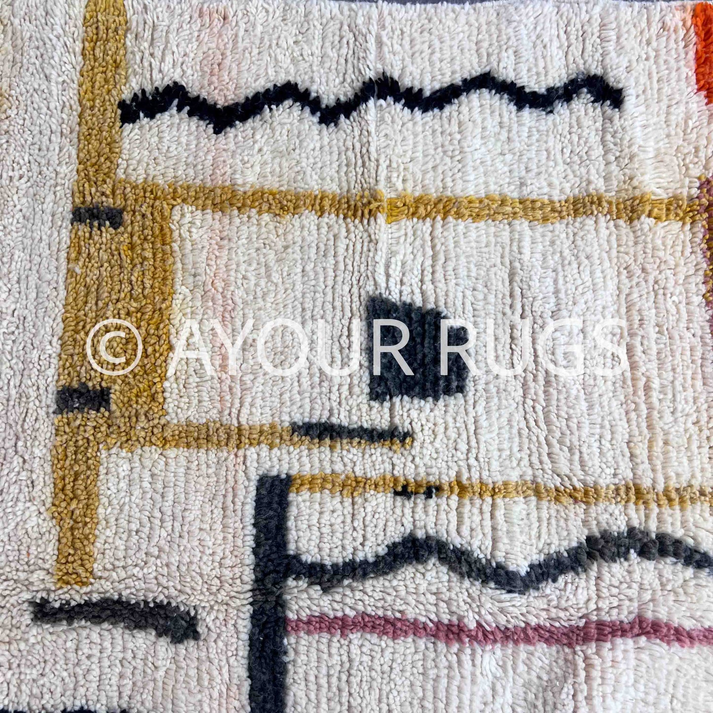 Authentic Azilal Moroccan Rug - Handwoven Wool - 5.1x8.0 ft / 155x246 cm