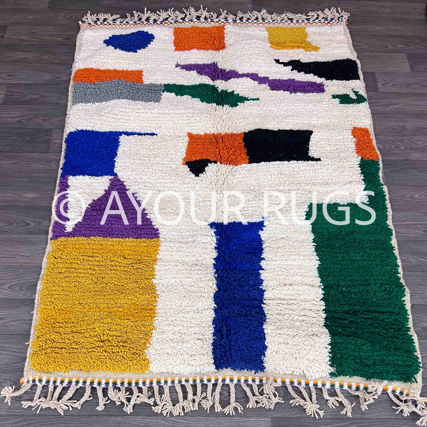 Authentic Azilal Moroccan Rug - Handwoven Wool Shag - 4.8x6.6 ft / 147x200 cm