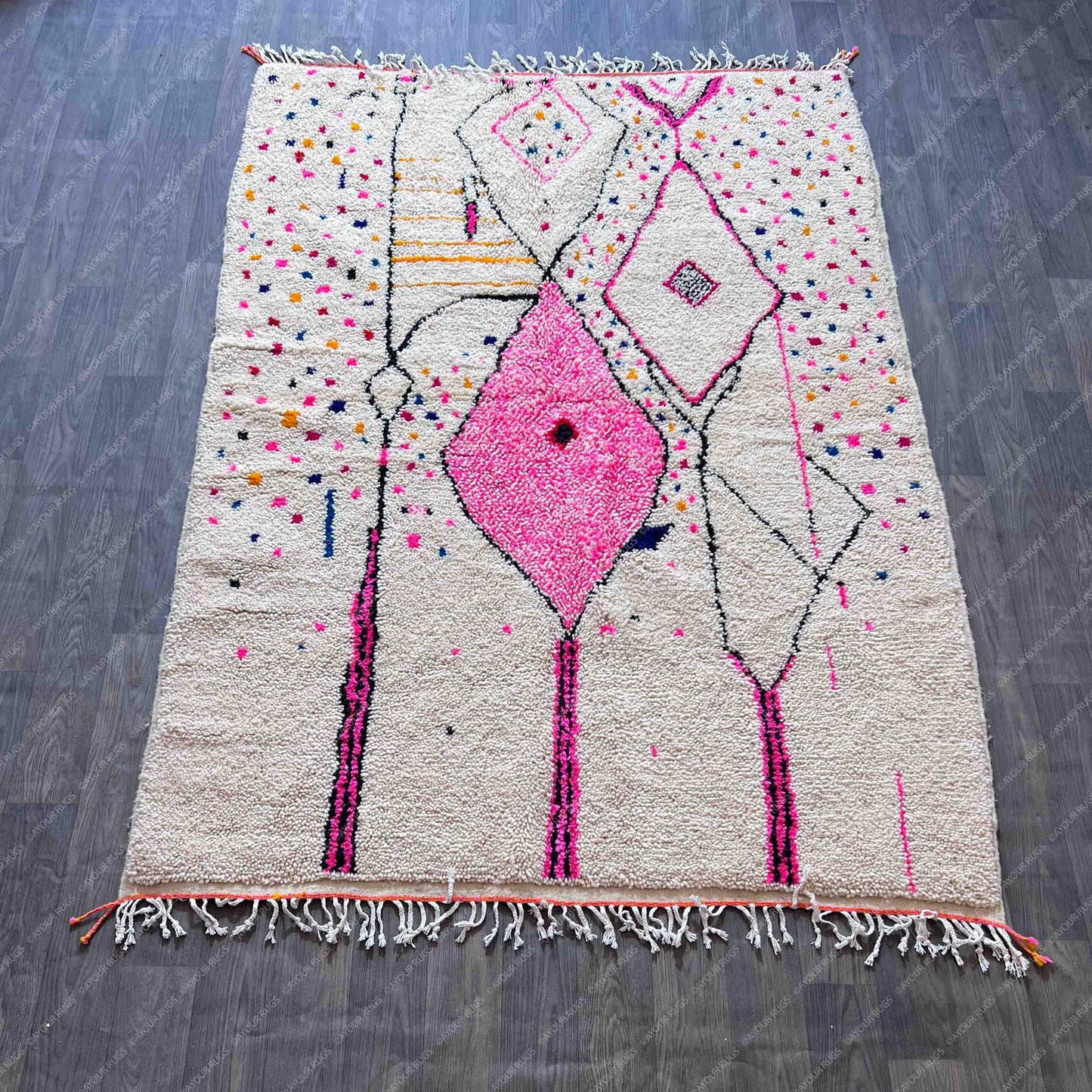 Authentic Moroccan Rug | 5.0 x 7.3 ft / 153 x 223 cm | Moroccan Rug With Pink | Azilal Teppich | Morocco | Beni Ourain Rug | Azilal Rug