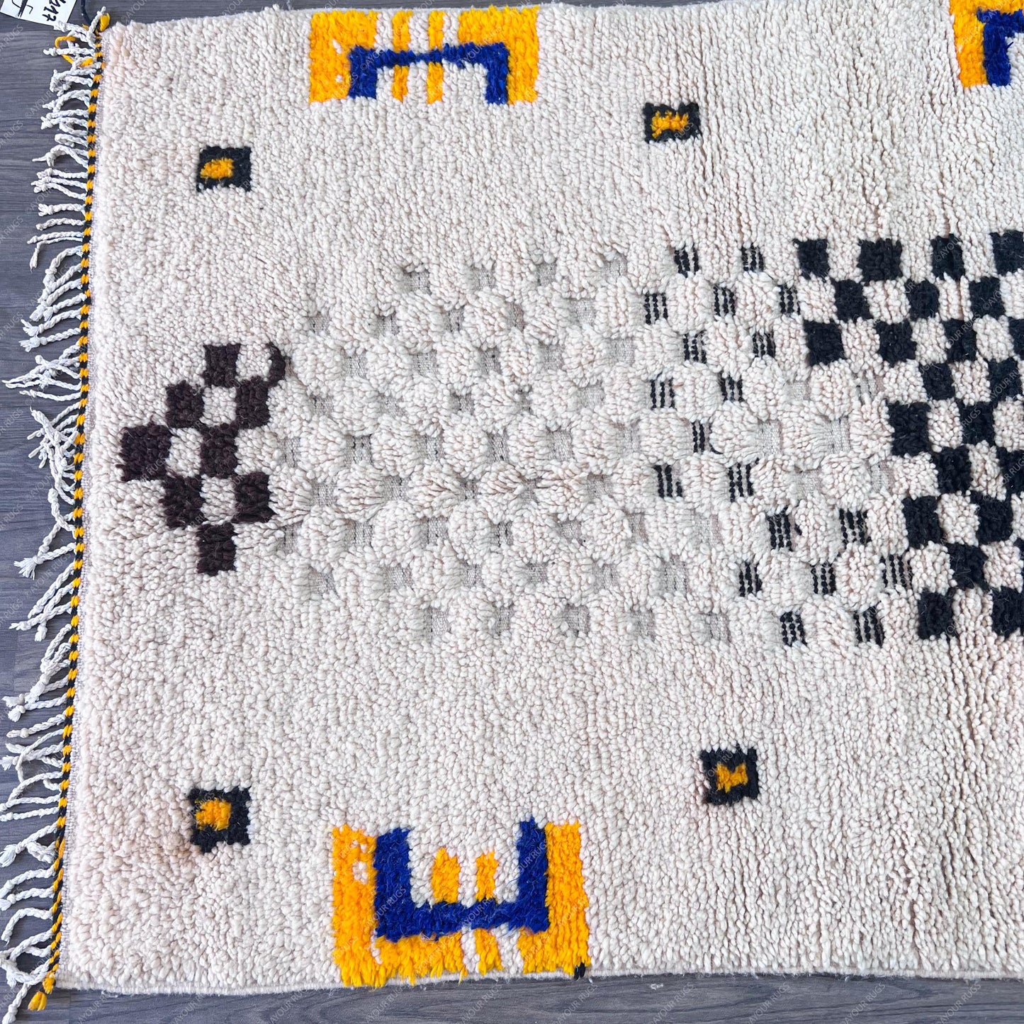 Azilal Moroccan Runner Rug - Handwoven Wool Shag - 3.8x6.3 ft / 117x192 cm