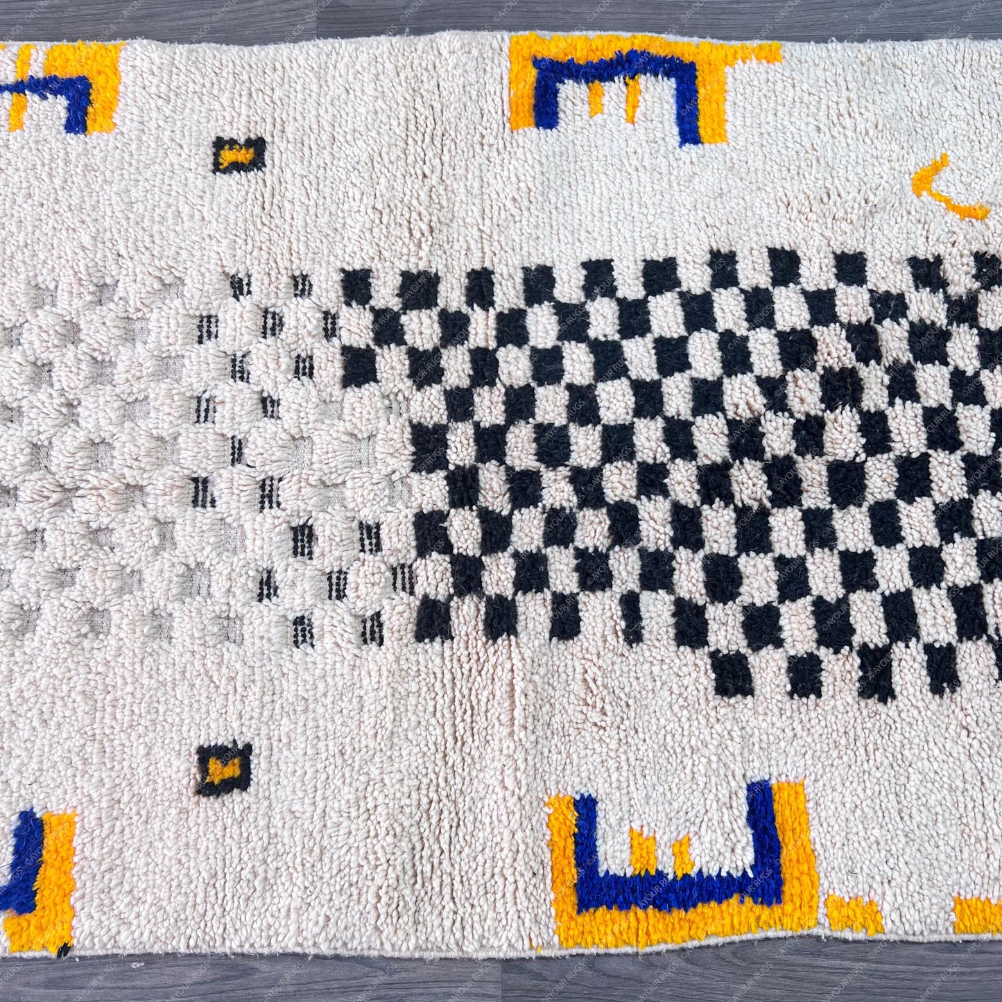 Azilal Moroccan Runner Rug - Handwoven Wool Shag - 3.8x6.3 ft / 117x192 cm