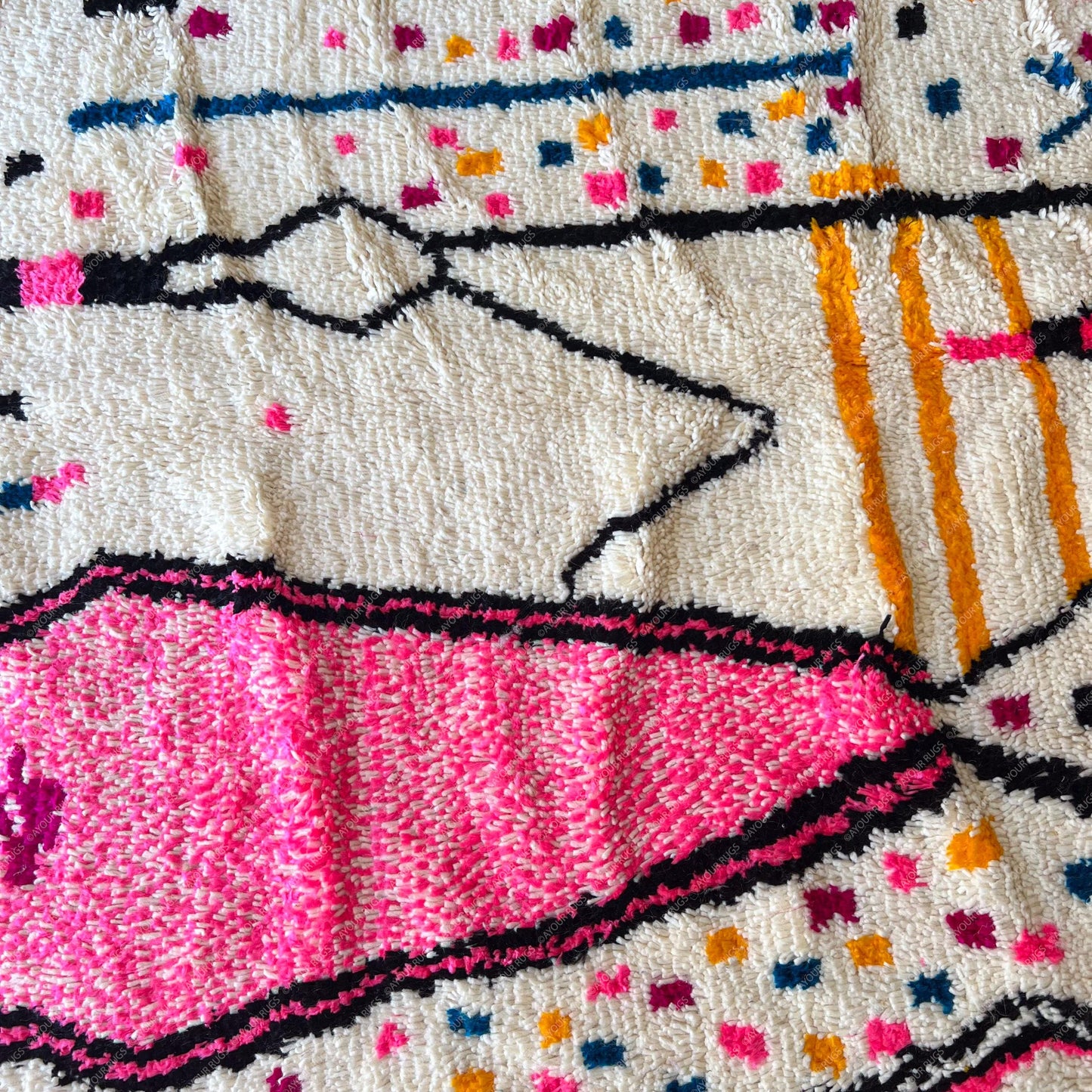 Authentic Beni Ourain Rug - Handwoven Wool Shag - 5.9x9.8 ft / 181x300 cm
