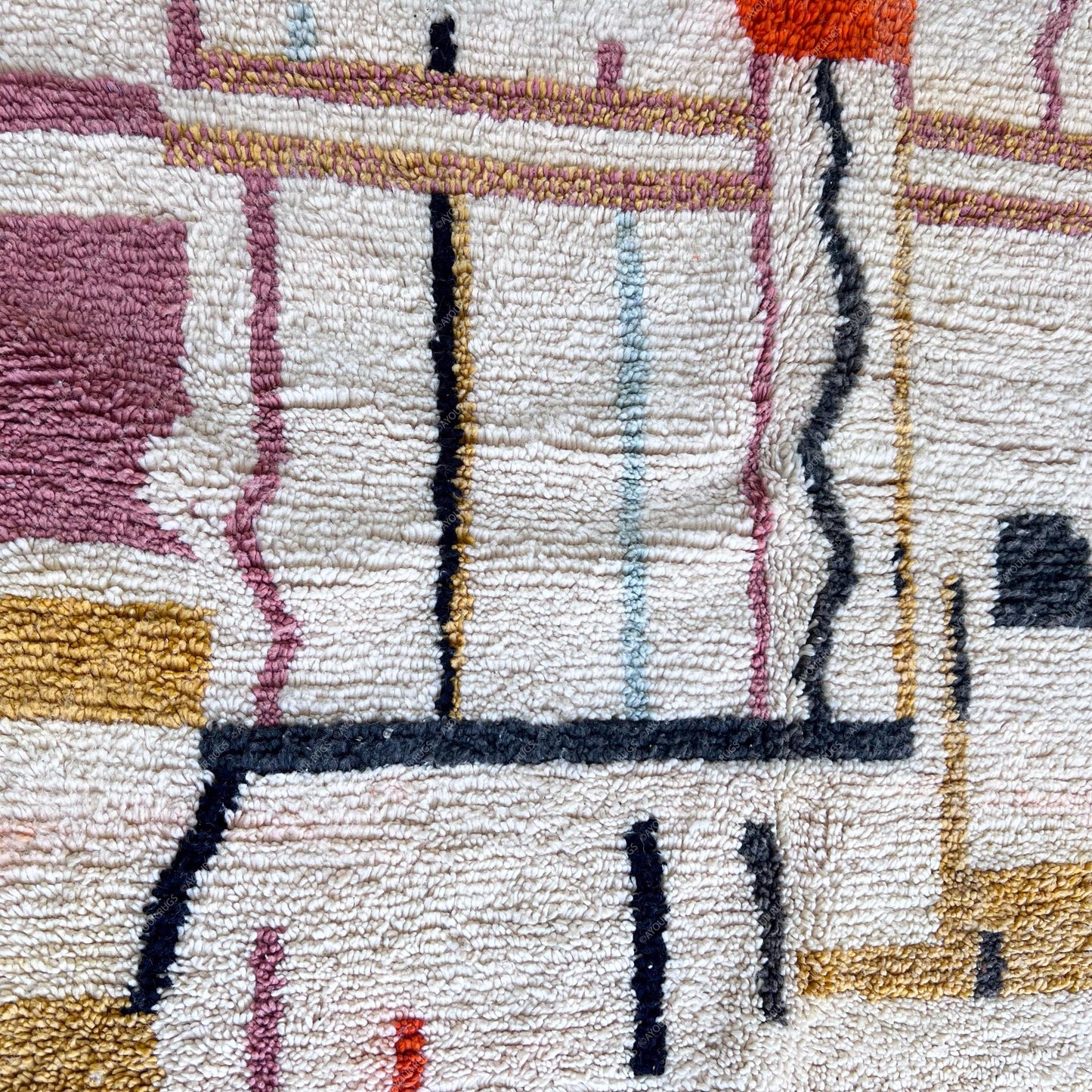 Authentic Azilal Moroccan Rug - Handwoven Wool Shag - 5.1x8.0 ft / 155x246 cm