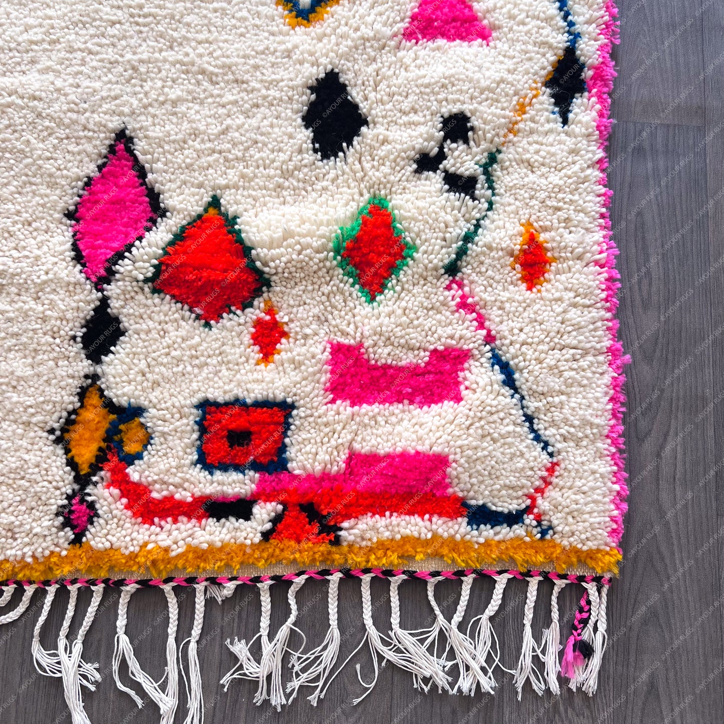 Almas – Azilal Moroccan Rug
