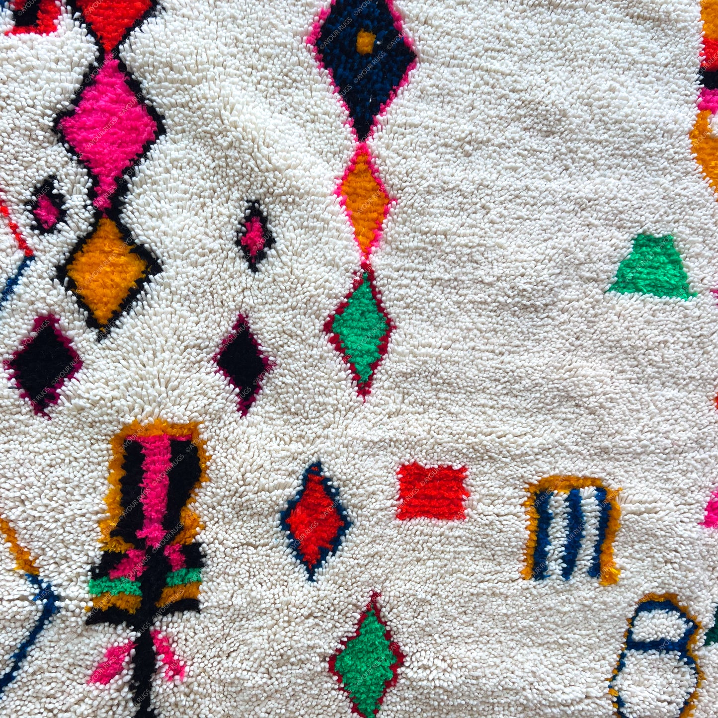 Almas – Azilal Moroccan Rug
