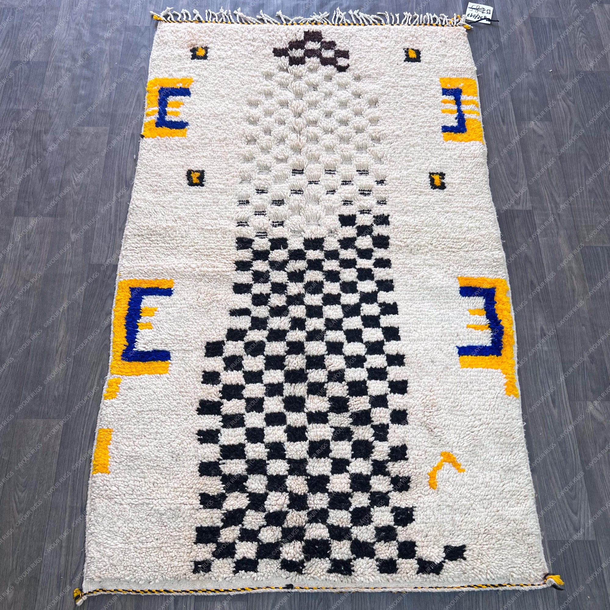 Moroccan Rug | 3.8 X 6.3 Ft / 117 X 192 Cm | Azilal Teppich | Morocco | Beni Ourain Rug | Azilal Rug | Tapi Marocain | Beni Rug