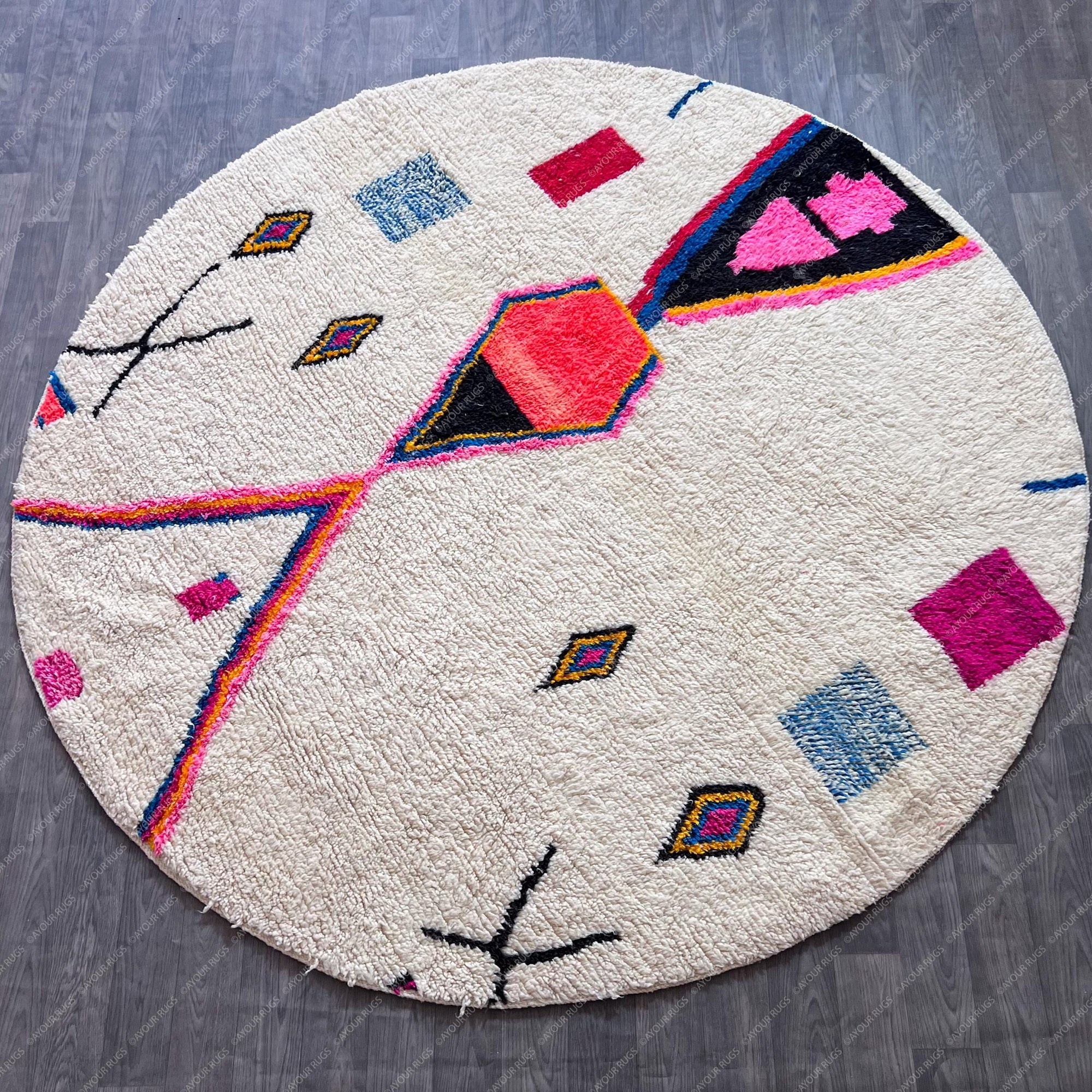 Round  Marocain | 7.9 x 7.9 ft / 240 x 240 cm | Tapi | Moroccan Rug | Azilal Teppich | Morocco | Beni Ourain Rug | Azilal Rug | Beni Rug